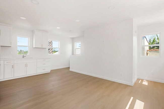 Building Photo - 4586-4590 Arizona Street-4590 Arizona St