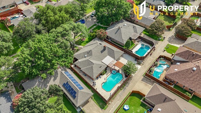 Building Photo - Great property in Plano mature community w...