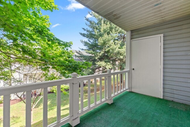 Building Photo - Amazing 2 Bedroom Rental