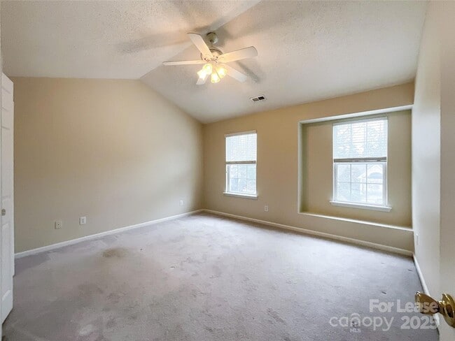 Building Photo - 217 Arlington Downs Blvd