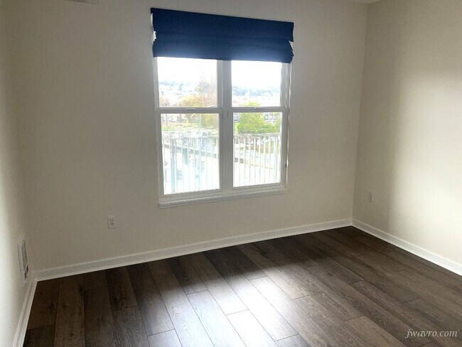 Building Photo - 5800 3rd St