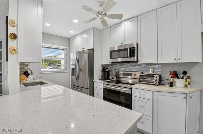 Building Photo - 572 High Point Dr