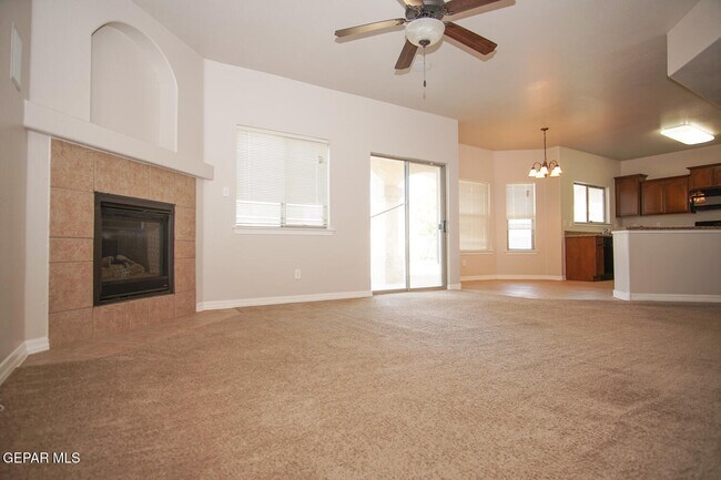 Building Photo - 14373 Coyote Trail Dr