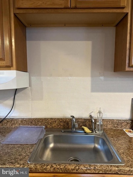 Building Photo - 10869 General Kirkland Dr