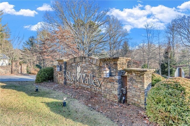 Building Photo - 3 Berkshire Ln