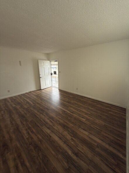 Building Photo - 820 W Imperial Hwy