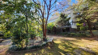 Building Photo - 1430 Alford Ave