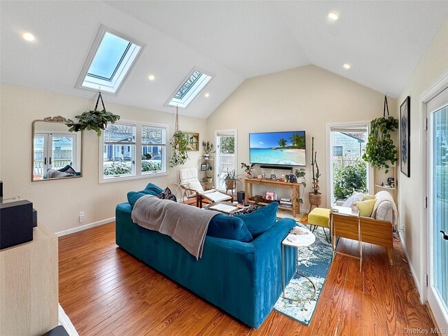 Building Photo - 120 Clinton Ave