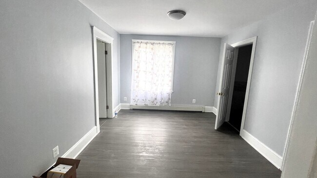 Building Photo - 169 Marlboro St