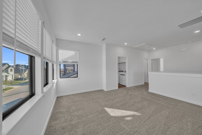 Building Photo - 3244 Loam Ln