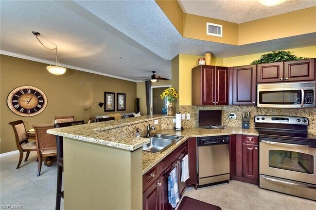 Building Photo - 8560 Violeta St