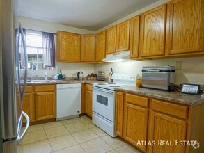 Building Photo - 6972 Peyote Way