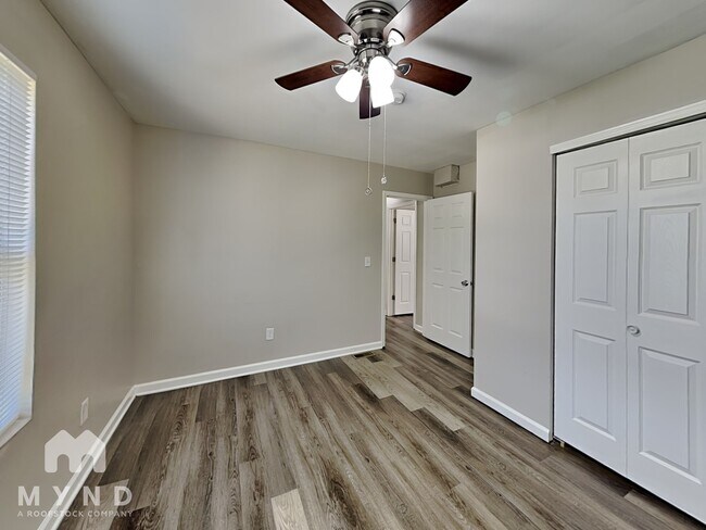 Building Photo - 3400 1st Ave