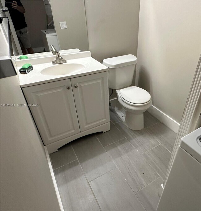 Building Photo - 250 NW 107th Ave