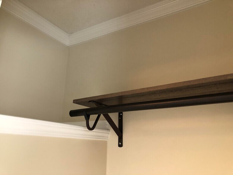 Building Photo - 1185 Johnson Rd