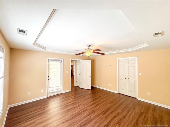 Building Photo - 865 Fairfield Cir