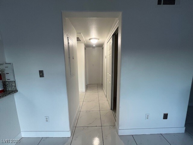 Building Photo - 4030 E Carey Ave