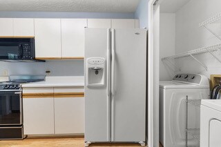 Building Photo - 663 Bartons Landing Pl