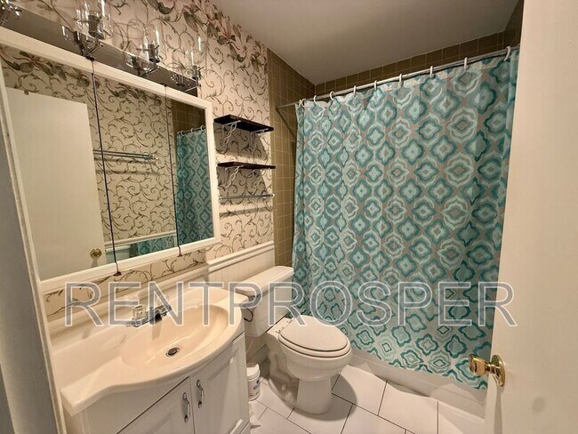 Building Photo - 6019 Windhover Dr