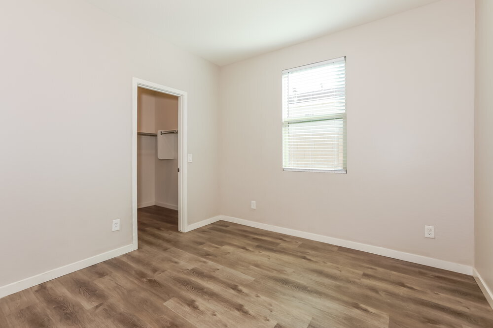 Building Photo - 654 Glen Canyon Dr