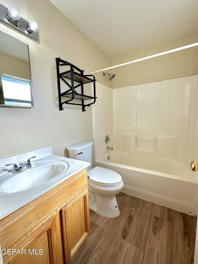 Building Photo - 12408 Tierra Maria Ct