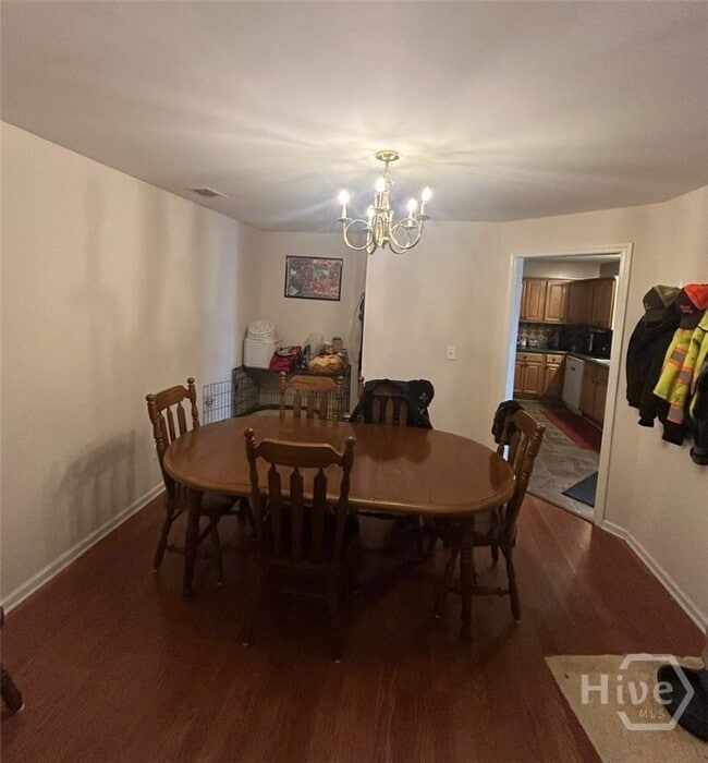 Building Photo - 146 Oak Meadows Dr