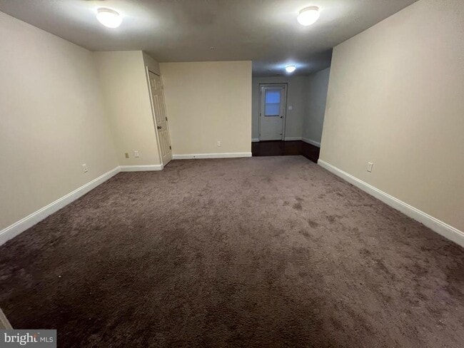 Building Photo - 21910 Weeping Willow Ln