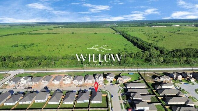 Building Photo - Spacious 4-Bedroom Home in a GREAT Community!