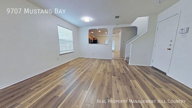 Building Photo - 9707 Mustang Bay