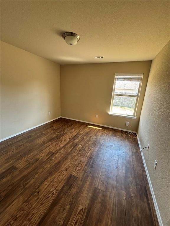 Building Photo - 601 Lasso Ln
