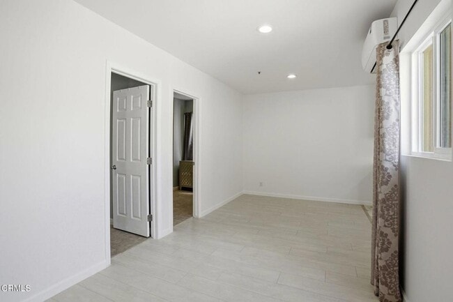 Building Photo - 1606 Glenwood Rd