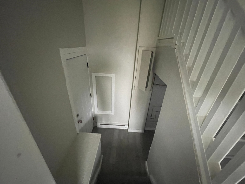 Building Photo - 1322 Brownell Ave