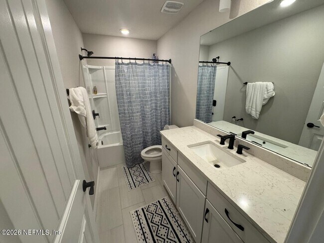 Building Photo - 217 Red Barn Rd