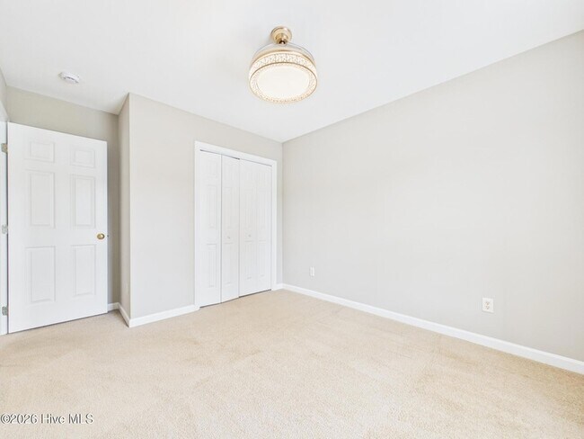 Building Photo - 5500 Yates Garden Ln