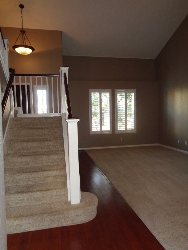 Building Photo - 1737 W Dali Way