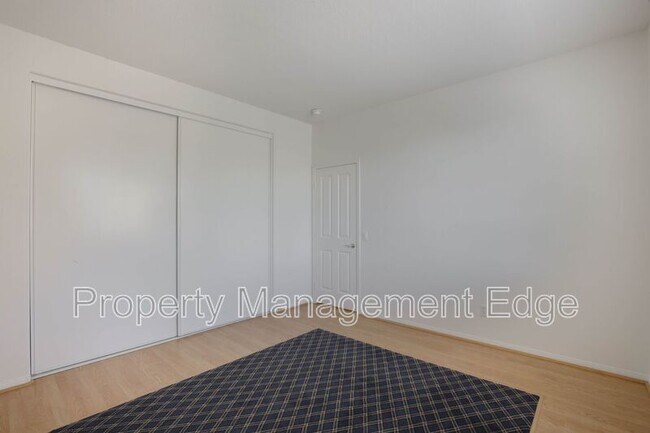 Building Photo - 32555 Favara Dr