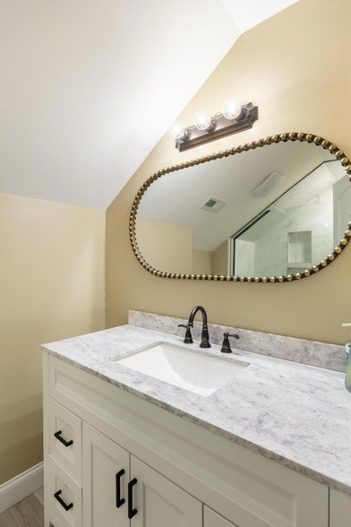 Building Photo - 8671 Blanche Rd