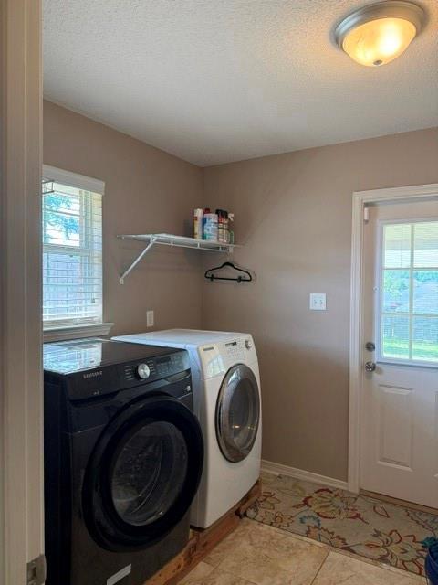 Building Photo - 9580 Estate Dr