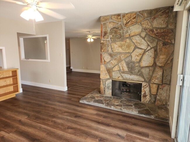 Building Photo - A Fabulous 3 Bedroom Single Story Home with a Pool/Spa.