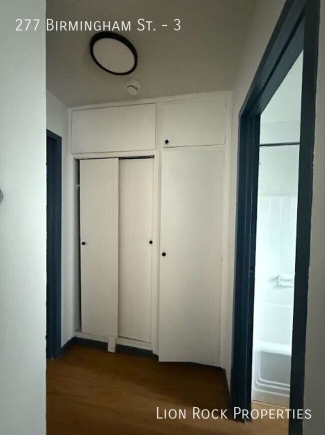 Building Photo - 277 Birmingham St