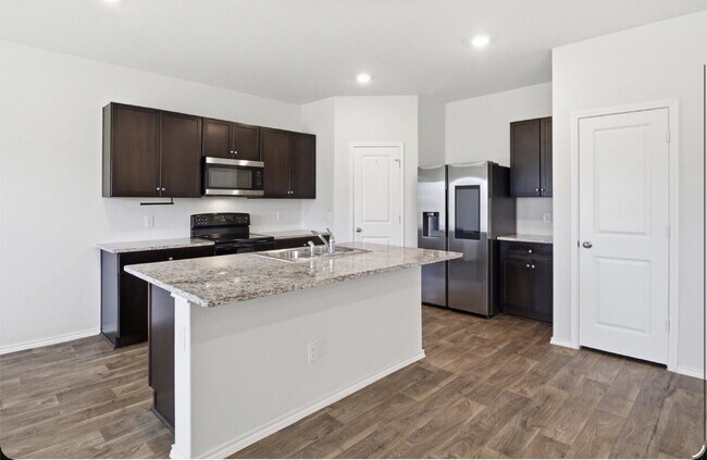 Building Photo - 13403 Winemaker Dr