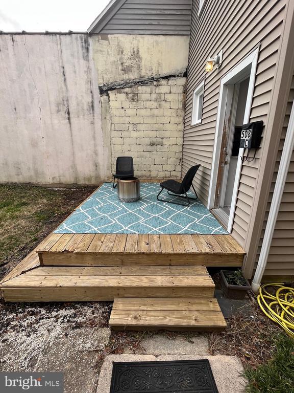 Building Photo - 508 Station Ave