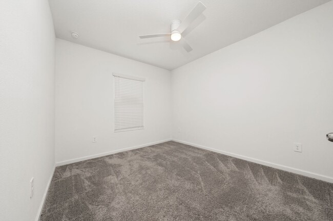 Building Photo - 3330 Laurent Lp