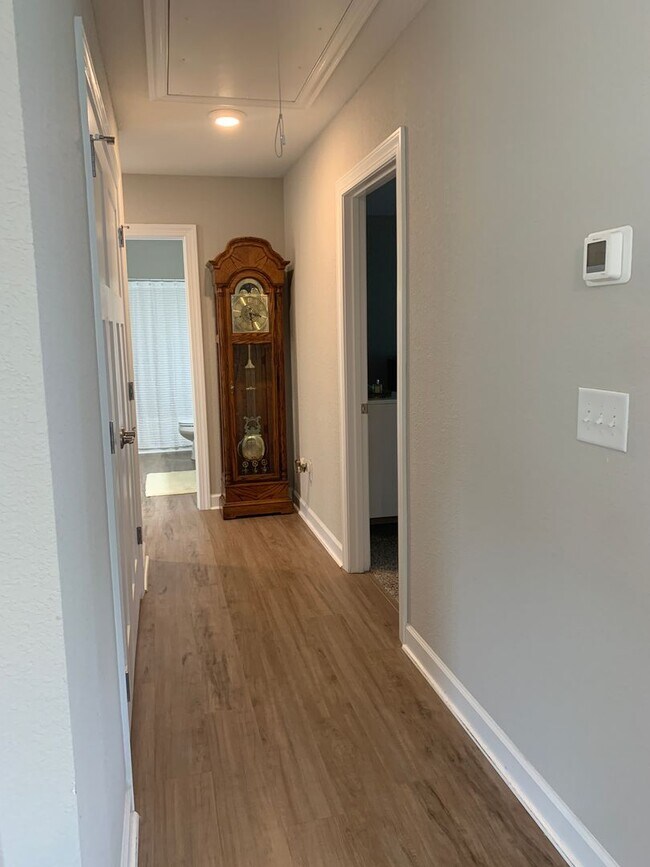Building Photo - 3 Bedroom 2 Bath Home in Coinjock availabl...