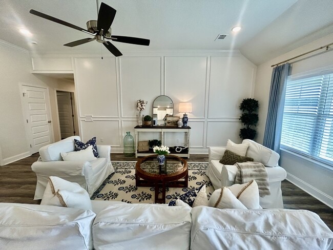 Building Photo - 301B Freight Train Trl