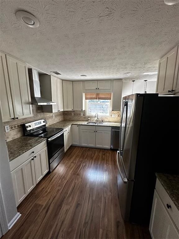 Building Photo - 3924 Riverstone Dr