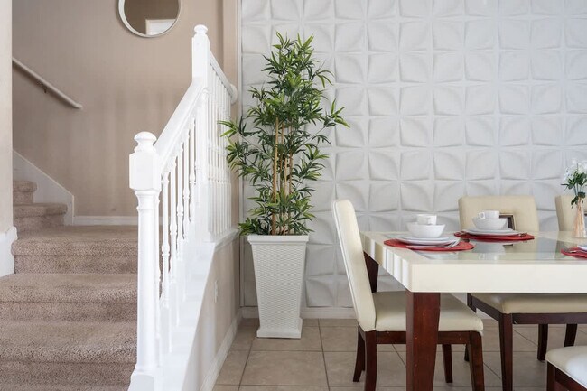 Building Photo - 4799 Terrasonesta Dr