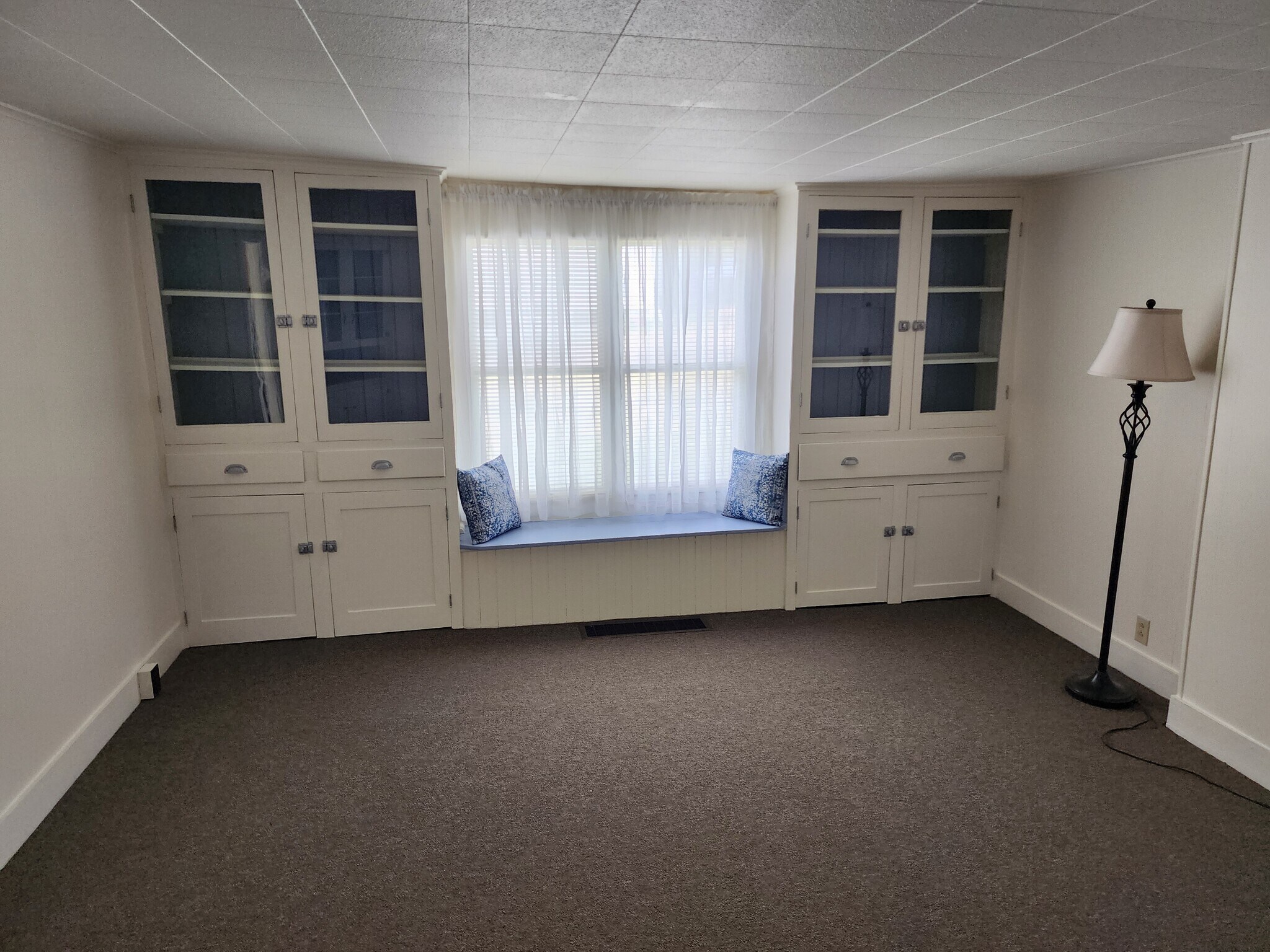 Building Photo - 1636 Philadelphia St