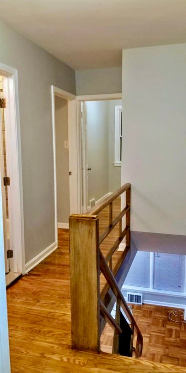 Building Photo - 7935 Leonard St