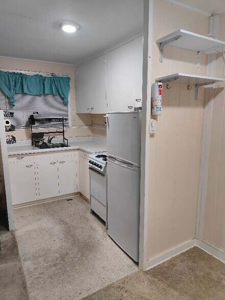 Building Photo - 821 Kinau St